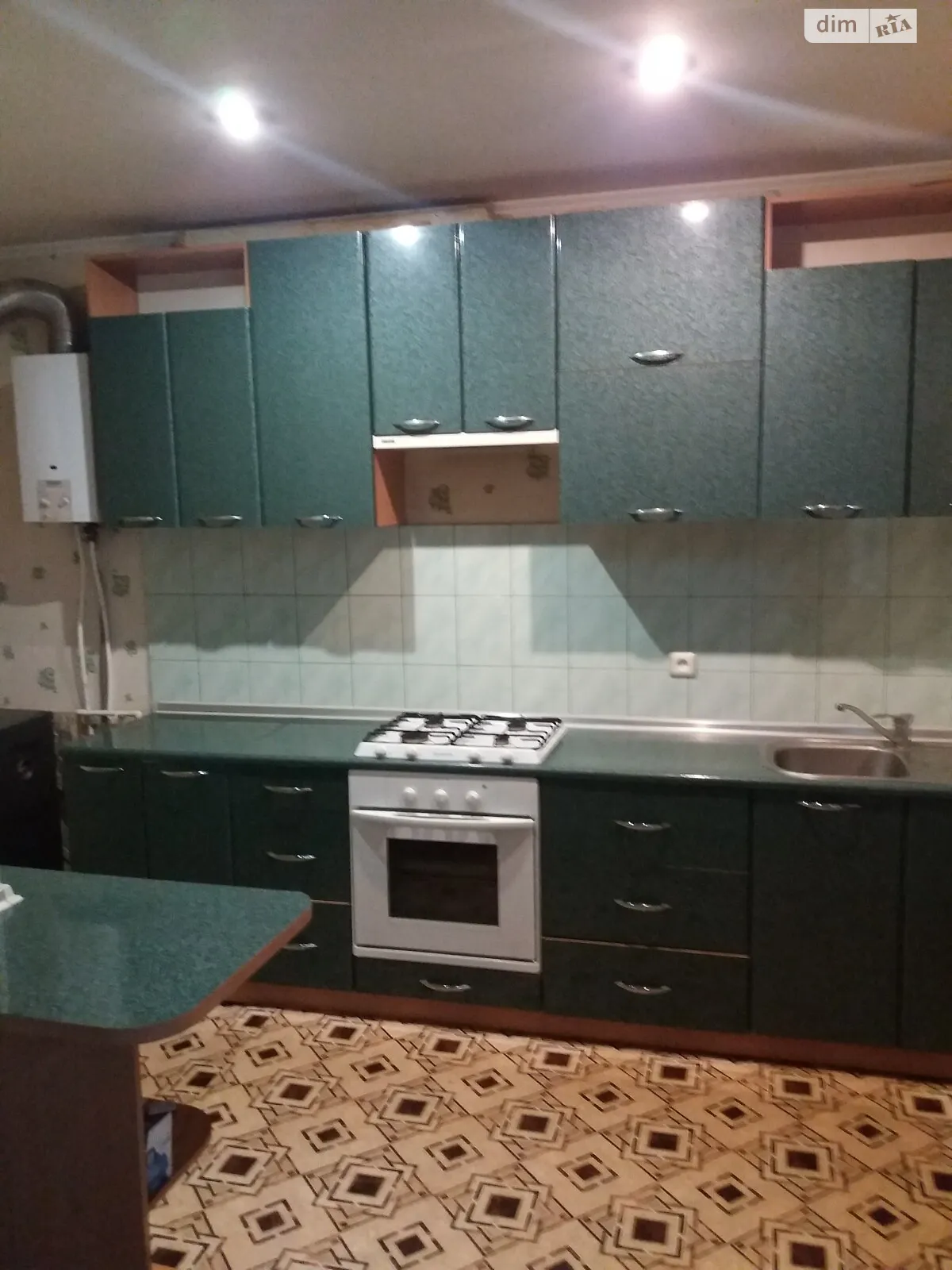 Продається одноповерховий будинок 90 кв. м з каміном, цена: 28500 $