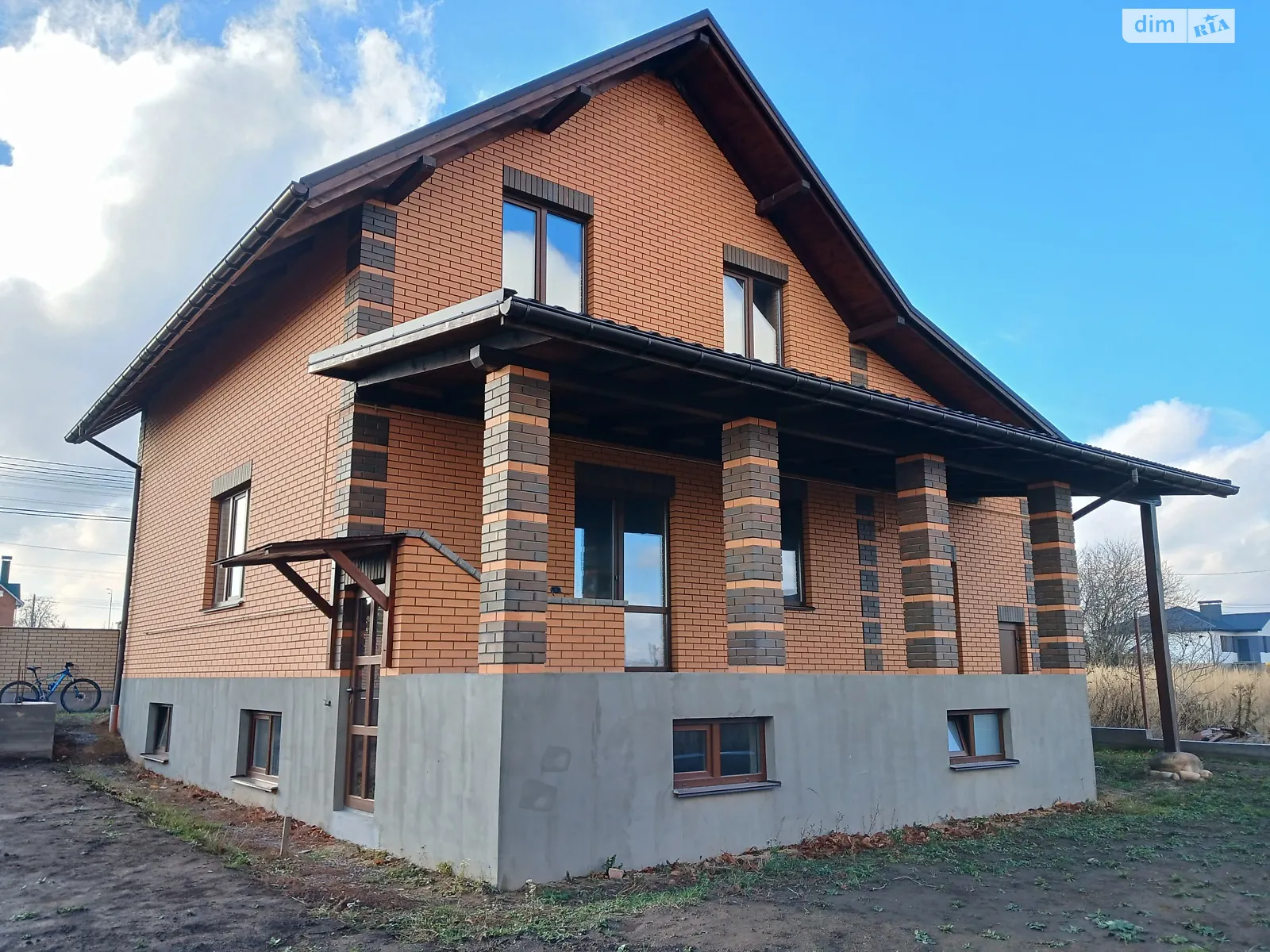 Продается дом на 2 этажа 270 кв. м с мебелью, цена: 130000 $ - фото 1