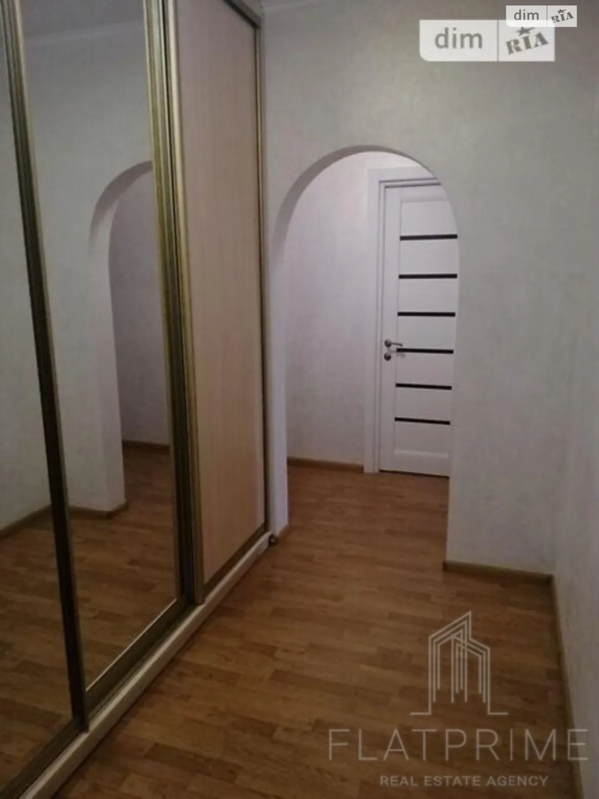 Продается 1-комнатная квартира 42.9 кв. м в Киеве, ул. Межевая, 23Б - фото 1