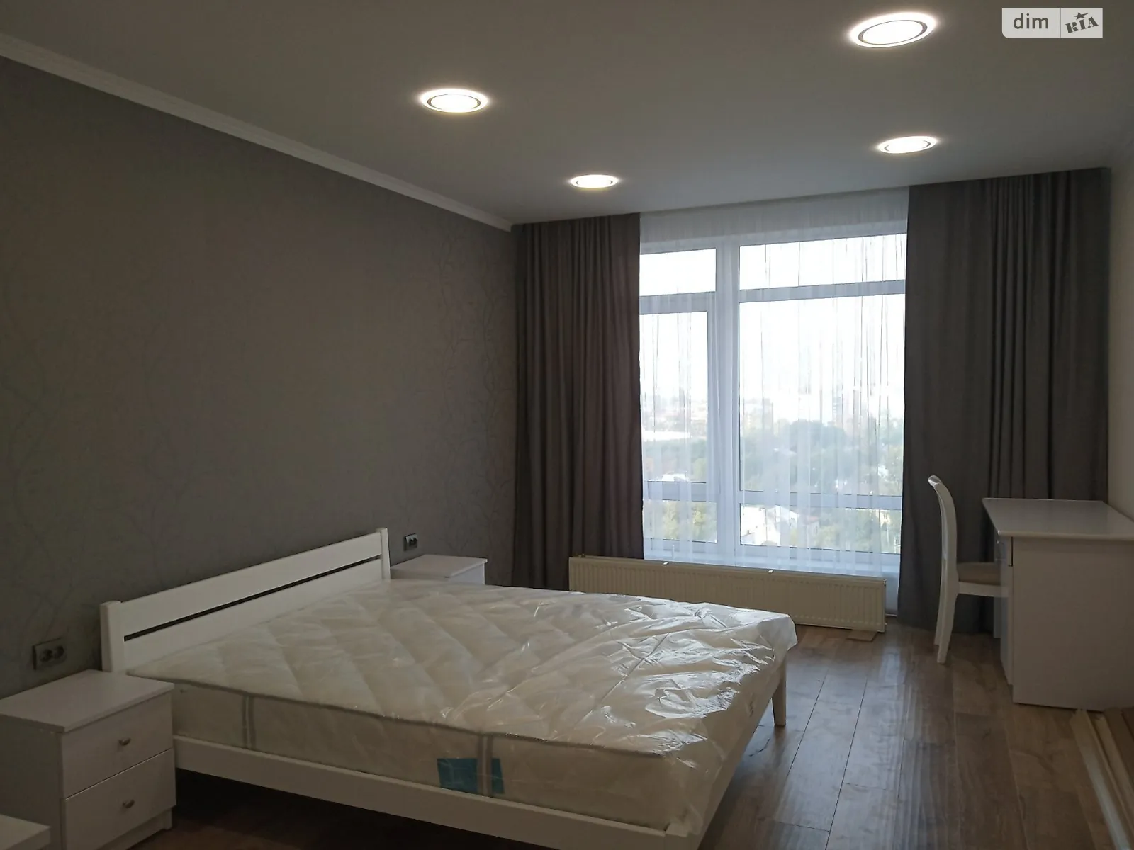 Продается 1-комнатная квартира 58 кв. м в Львове, цена: 96000 $