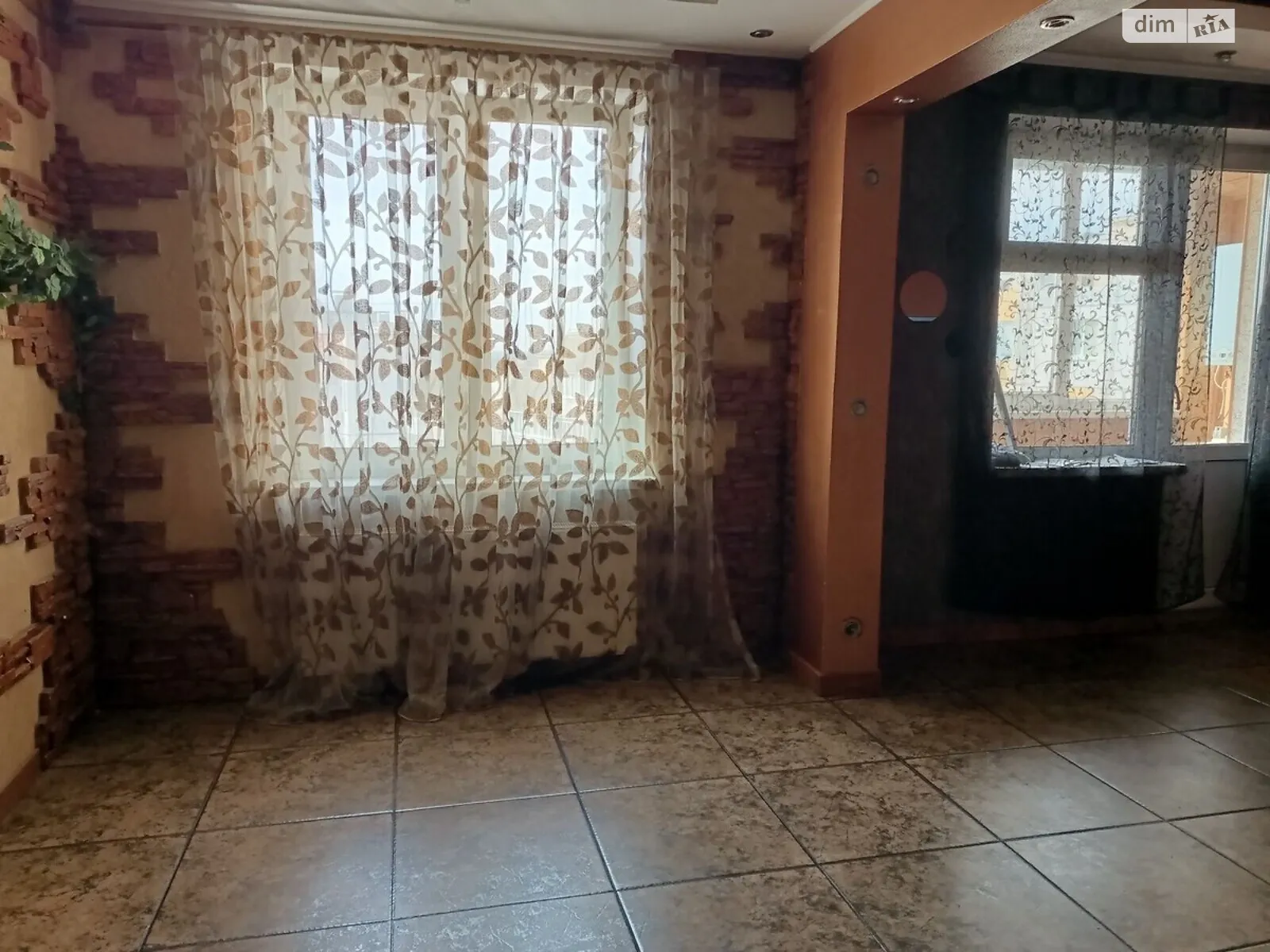 Продається 3-кімнатна квартира 81 кв. м у Білій Церкві, цена: 63000 $