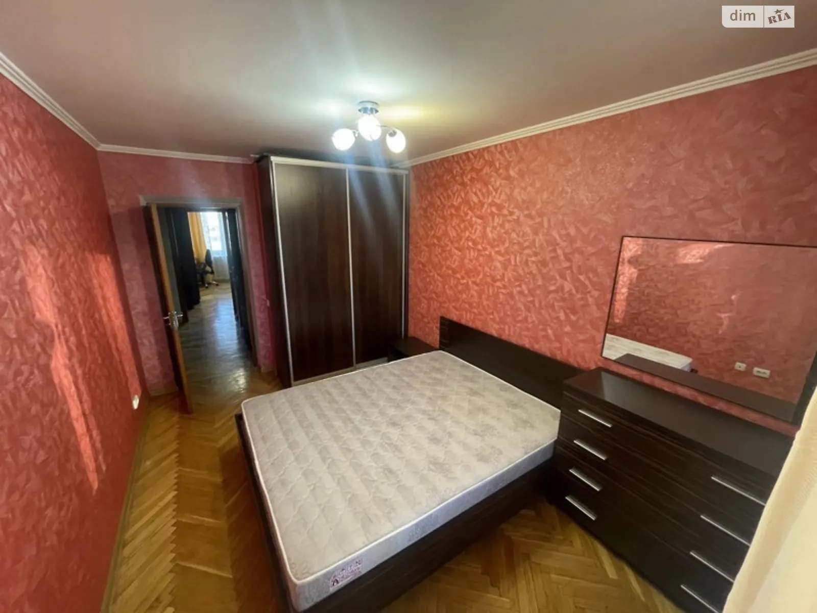 Продается 3-комнатная квартира 72 кв. м в Киеве, ул. Анны Ахматовой, 5 - фото 1