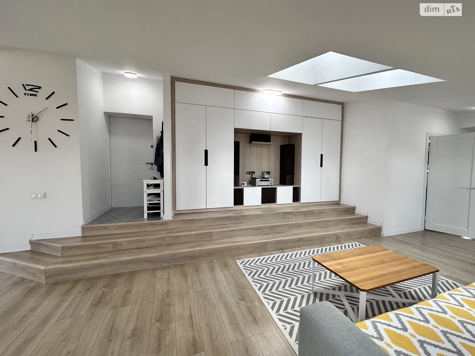 Продается 3-комнатная квартира 120 кв. м в Буче, ул. Пушкинская, 3Б - фото 1