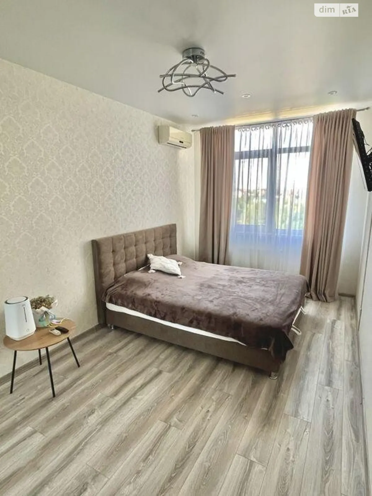 Продается 2-комнатная квартира 62 кв. м в Киеве, ул. Практичная, 17