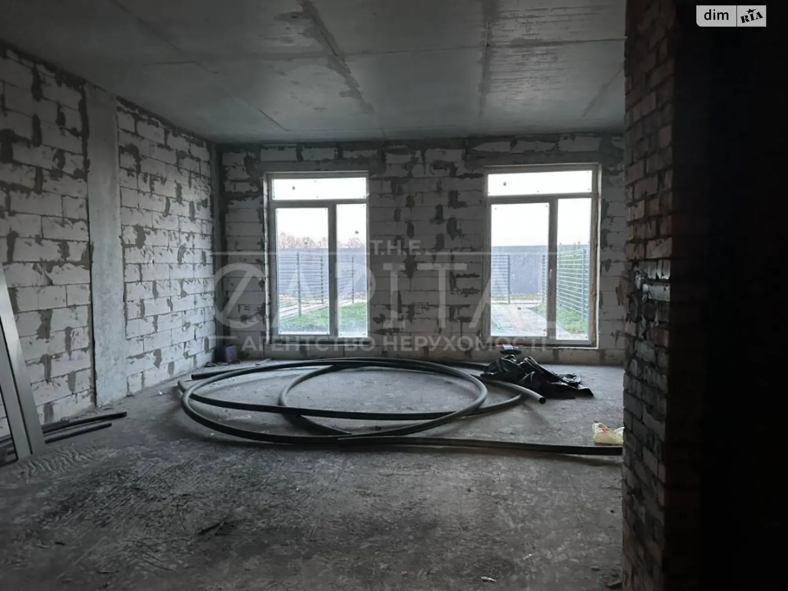 Продается дом на 2 этажа 128 кв. м с камином - фото 3