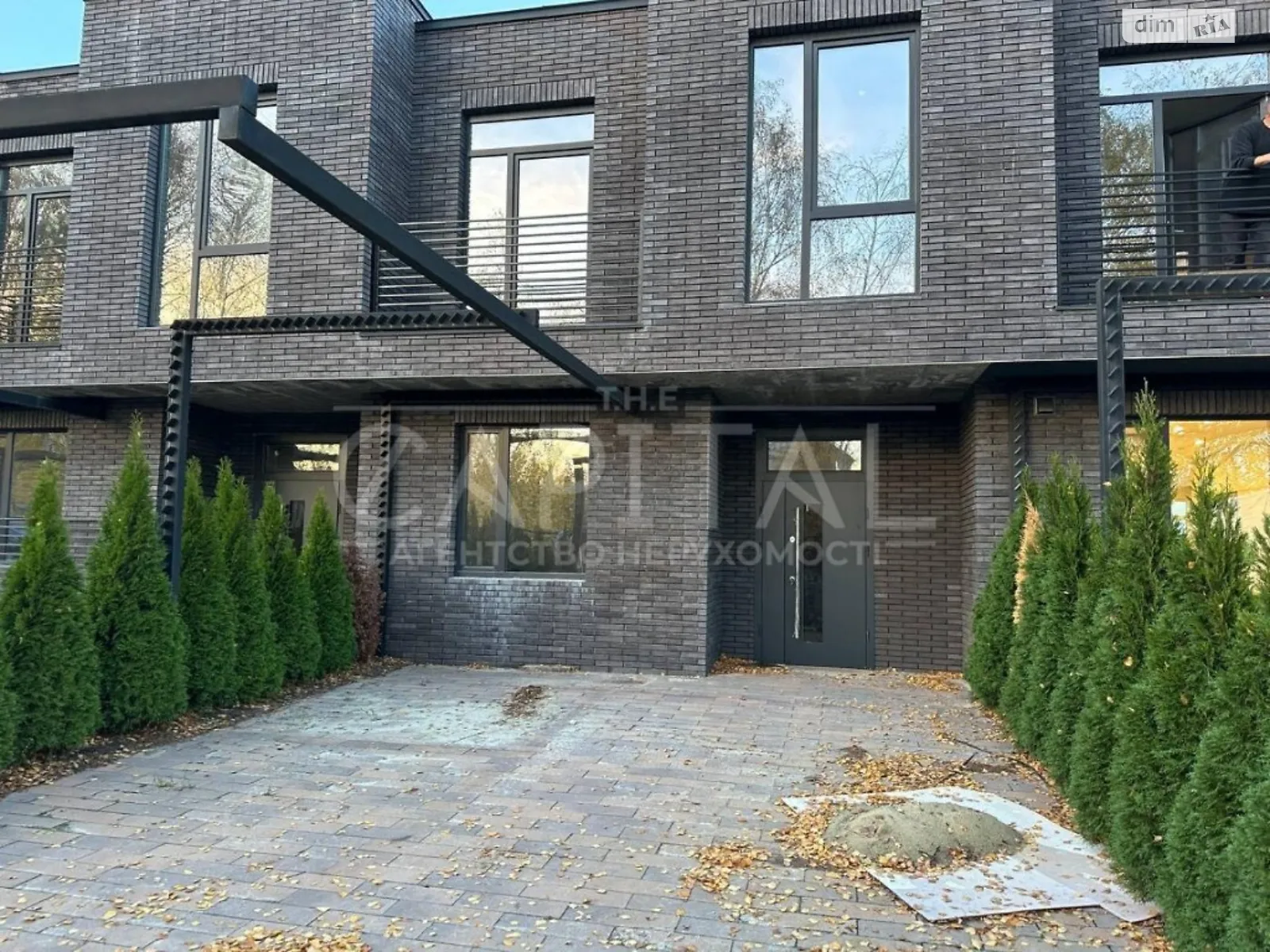 Продается дом на 2 этажа 128 кв. м с подвалом, цена: 78000 $