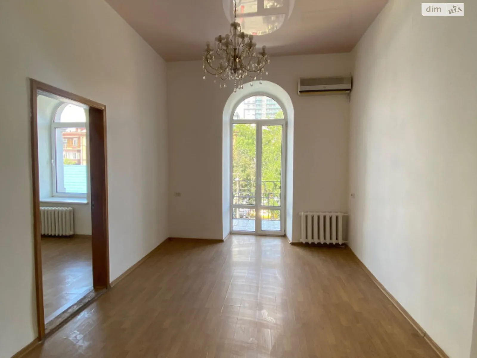 Продается 3-комнатная квартира 65 кв. м в Днепре, цена: 73000 $