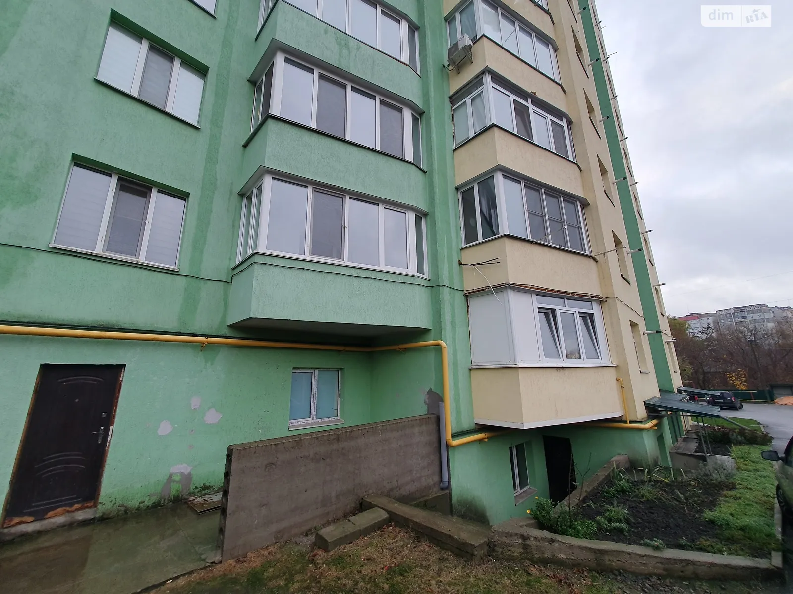 Продается офис 49 кв. м в бизнес-центре, цена: 13500 $