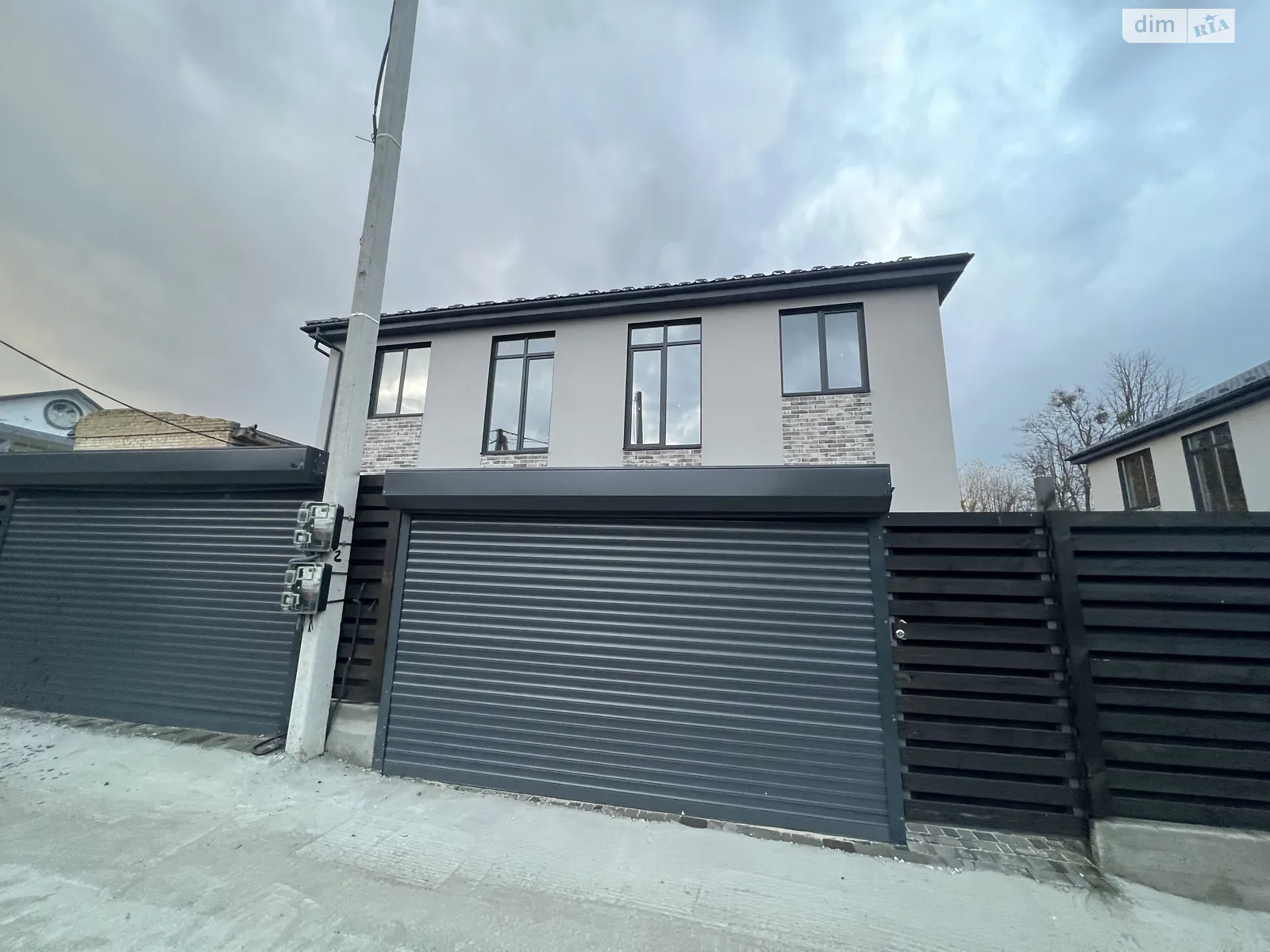 Продается часть дома 130 кв. м с балконом, цена: 100000 $ - фото 1