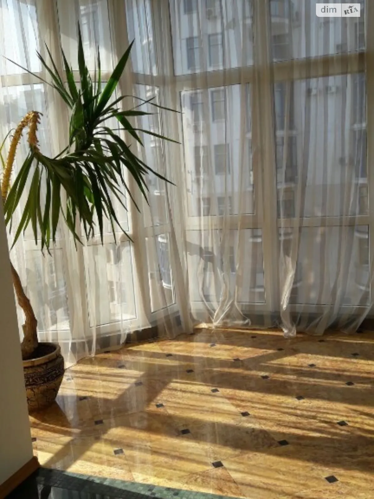 Продается 3-комнатная квартира 140 кв. м в Одессе, пер. Мукачевский - фото 1