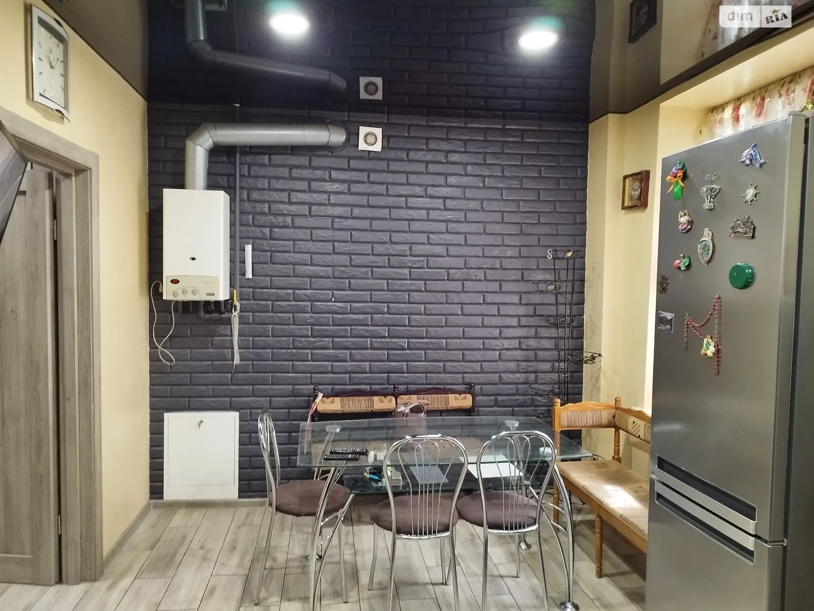 Продається 3-кімнатна квартира 91 кв. м у, цена: 69900 $ - фото 1
