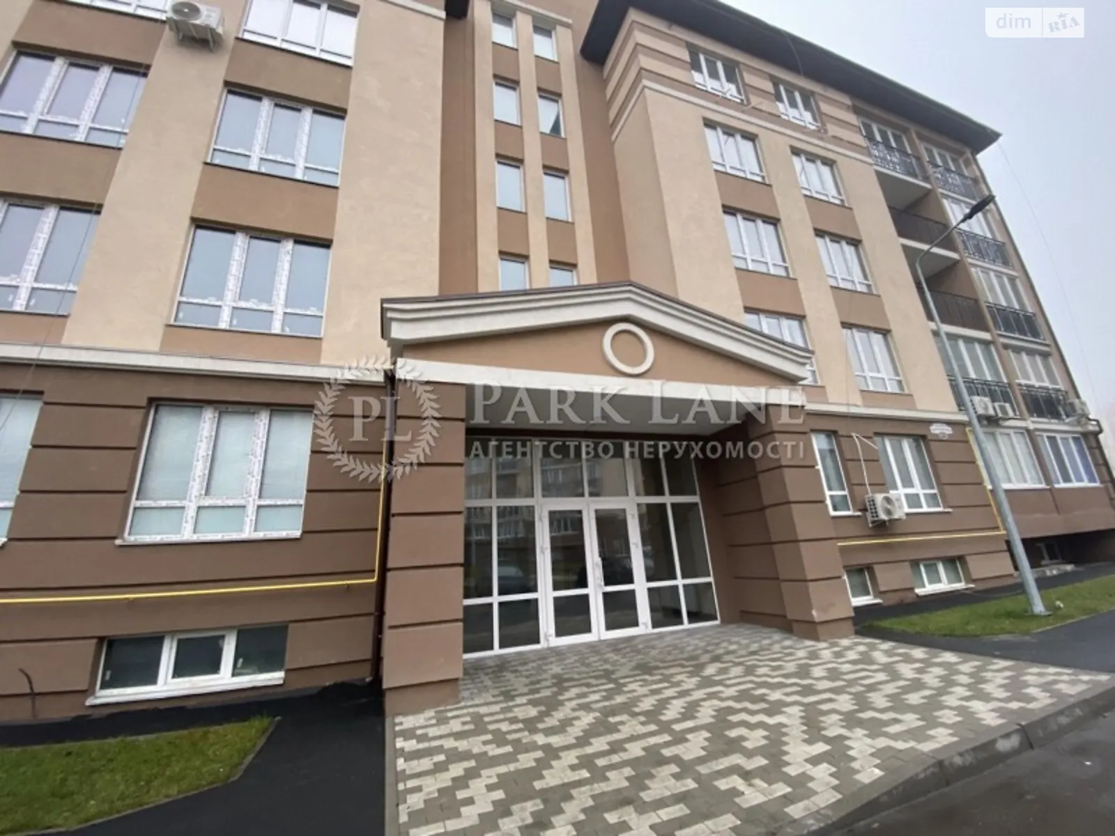 Продается 2-комнатная квартира 63.6 кв. м в Киеве, ул. Метрологическая, 21А