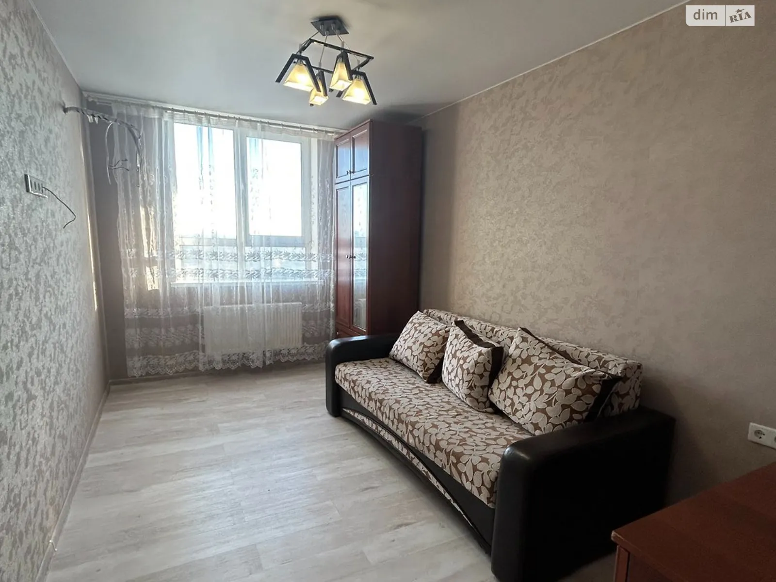 Продается 1-комнатная квартира 39.5 кв. м в Ирпене, ул. Николая Сингаевского(Новооскольская), 2Є