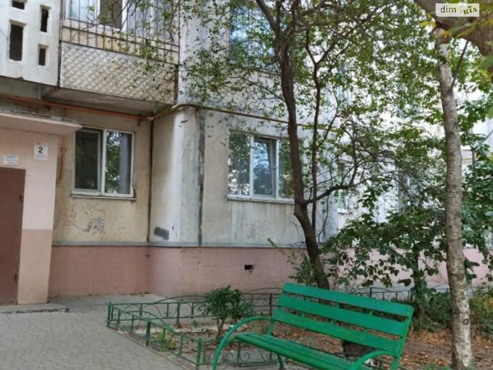 Продається 3-кімнатна квартира 63 кв. м у Одесі, просп. Небесної Сотні - фото 1