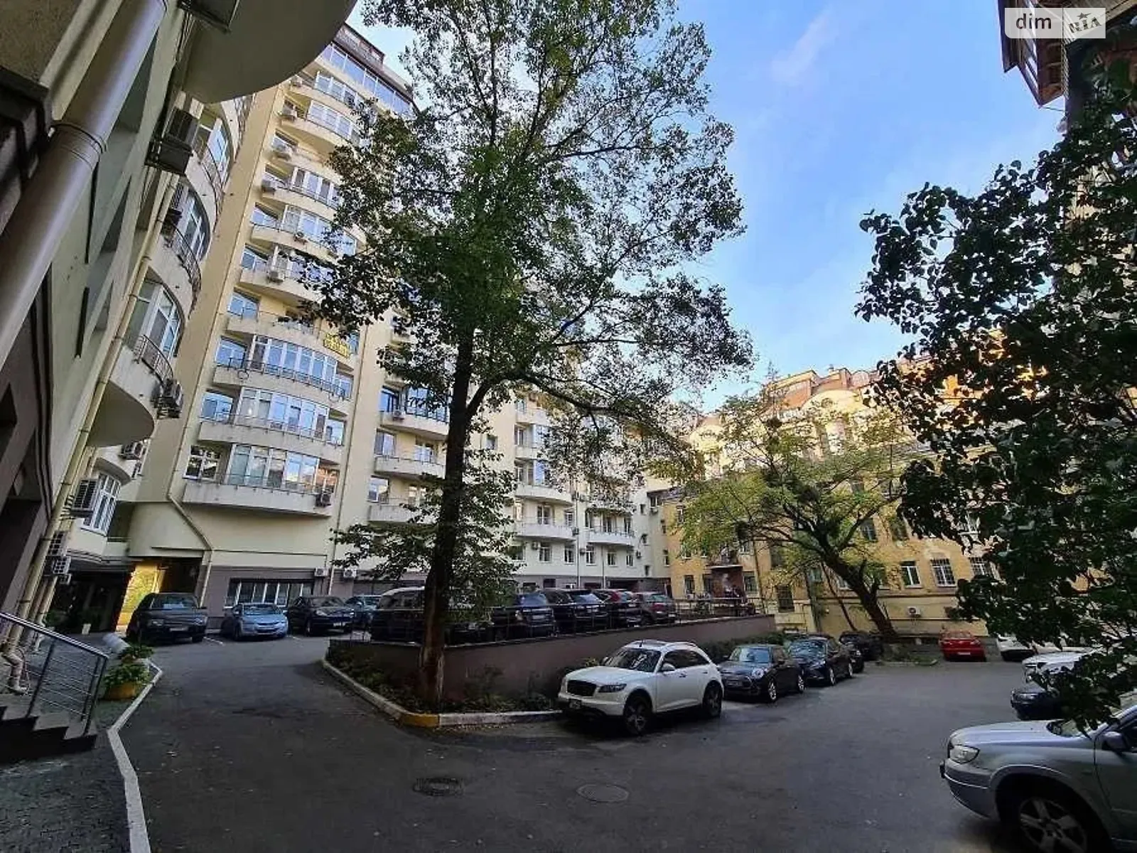 Продається 6-кімнатна квартира 340 кв. м у Києві, вул. Олександра Кониського(Тургенєвська), 46/11 - фото 1