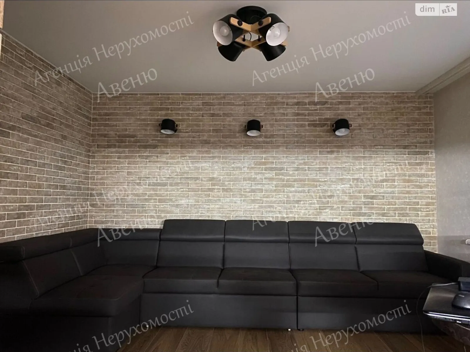 Продается 3-комнатная квартира 65 кв. м в Кропивницком - фото 2