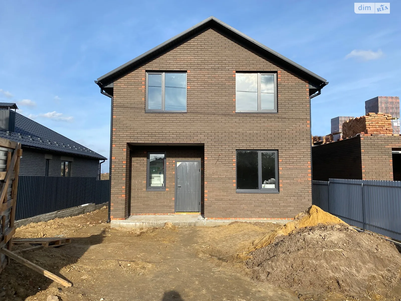 Продається будинок 2 поверховий 125 кв. м з гаражем, цена: 92000 $ - фото 1