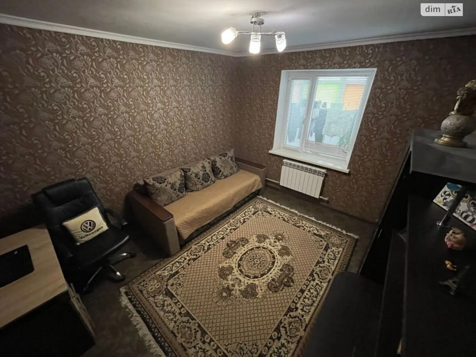 Продається 4-кімнатна квартира 105 кв. м у Кам'янському, цена: 35000 $