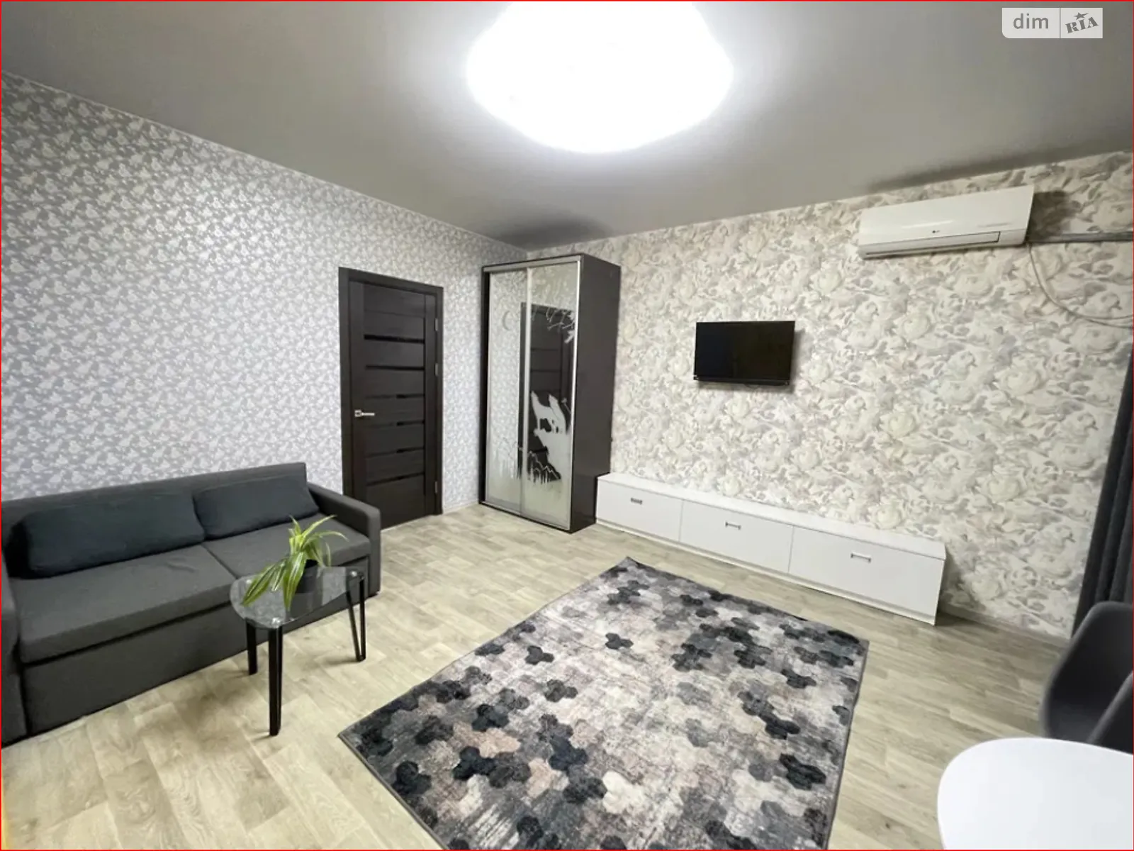 Продается 2-комнатная квартира 50 кв. м в Одессе, цена: 70000 $