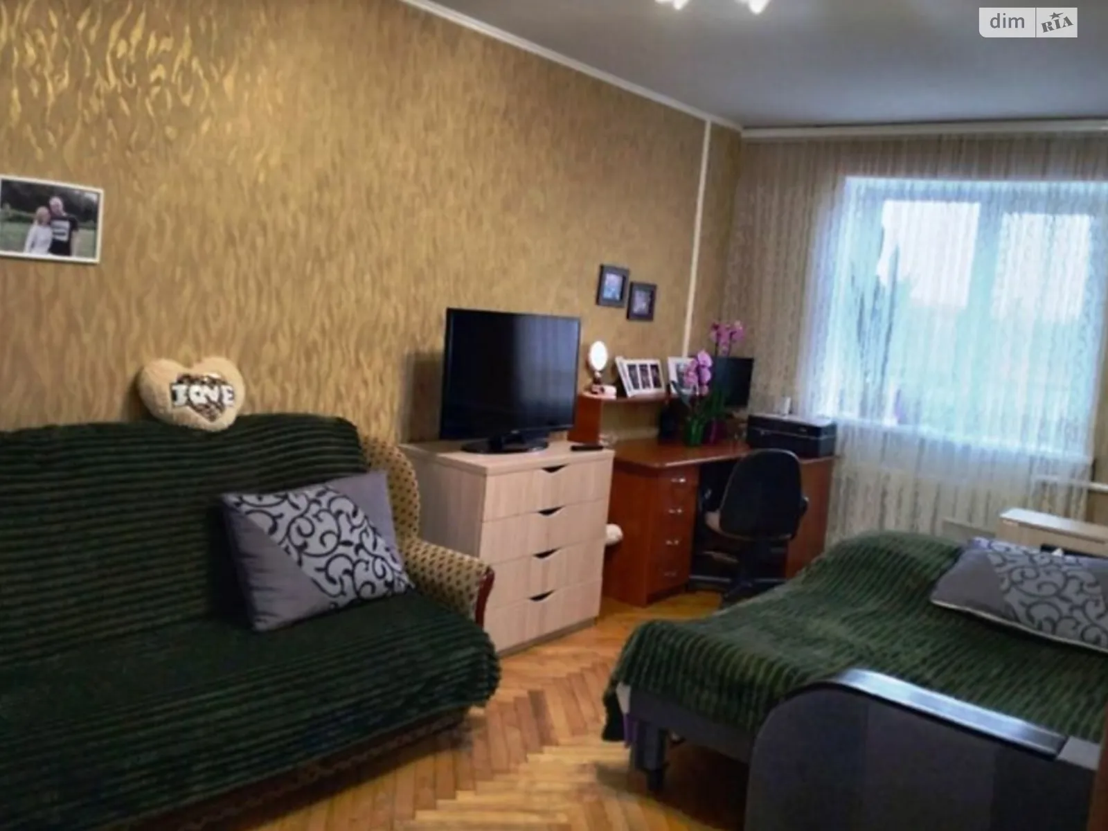 Продается 1-комнатная квартира 38.3 кв. м в Хмельницком, ул. Вокзальная