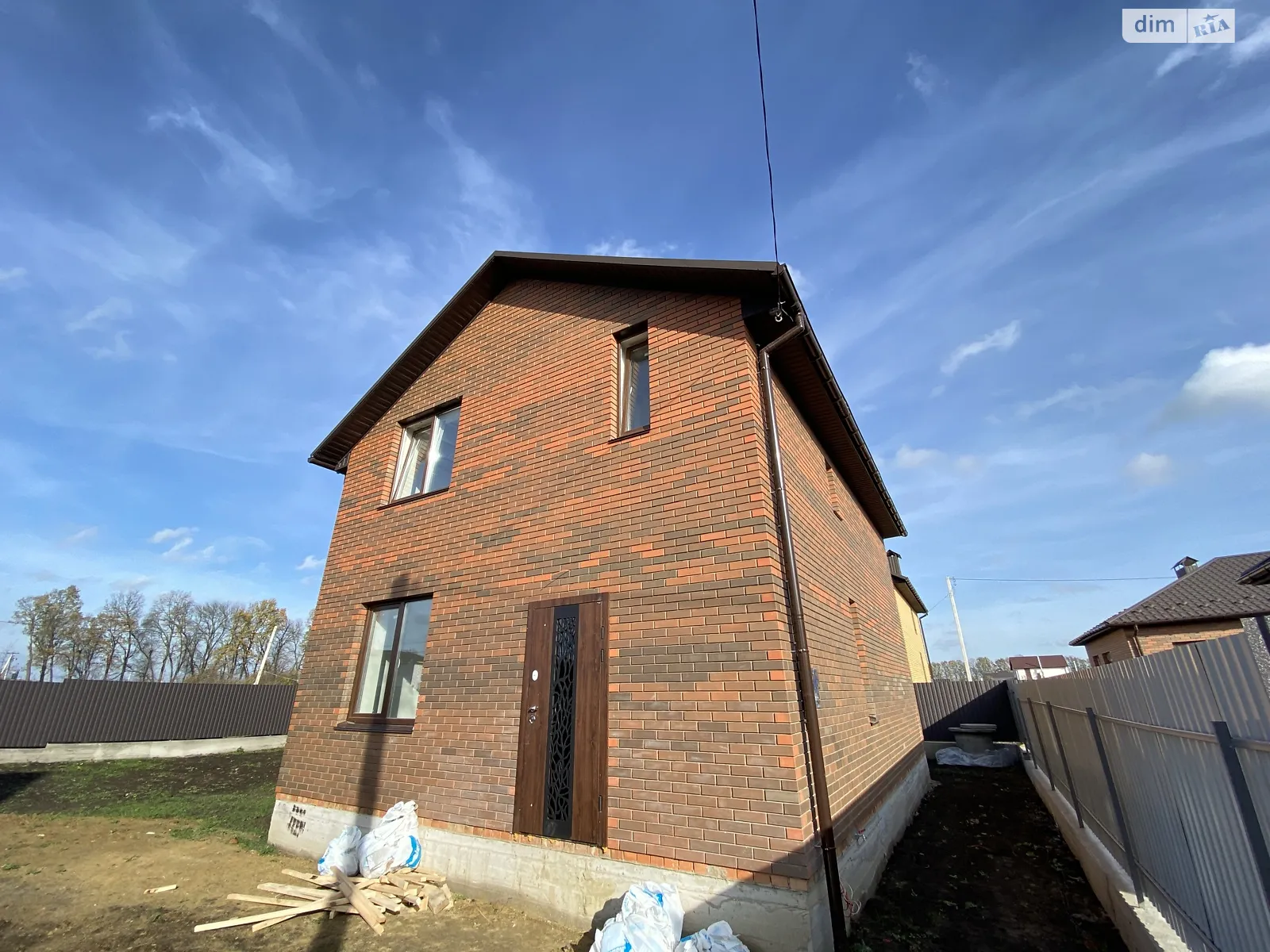 Продается дом на 2 этажа 115 кв. м с мебелью, цена: 88000 $ - фото 1