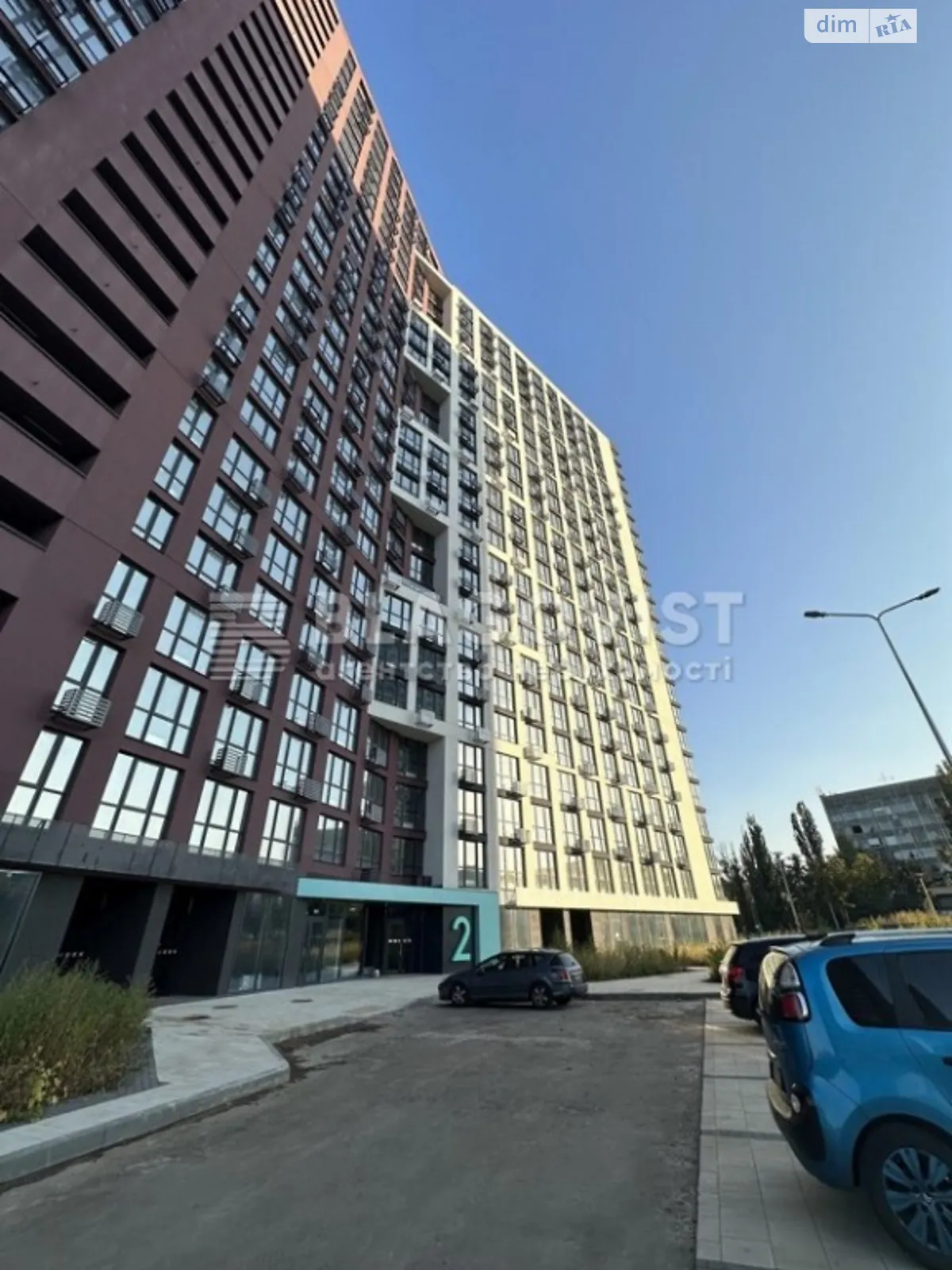 Продается 2-комнатная квартира 72 кв. м в Киеве, ул. Виктора Некрасова(Северо-Сырецкая), 57