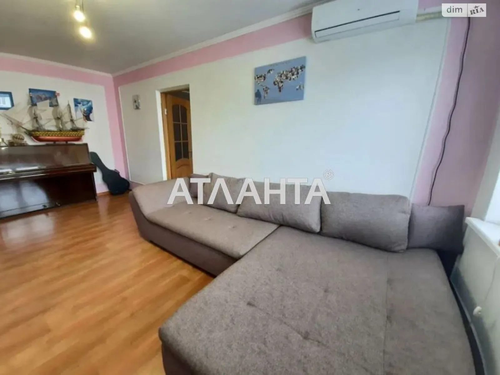 Продается 3-комнатная квартира 59 кв. м в Киеве, цена: 85000 $