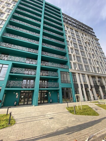 Продается 1-комнатная квартира 32 кв. м в Житомире, ул. Михаила Грушевского, 98А