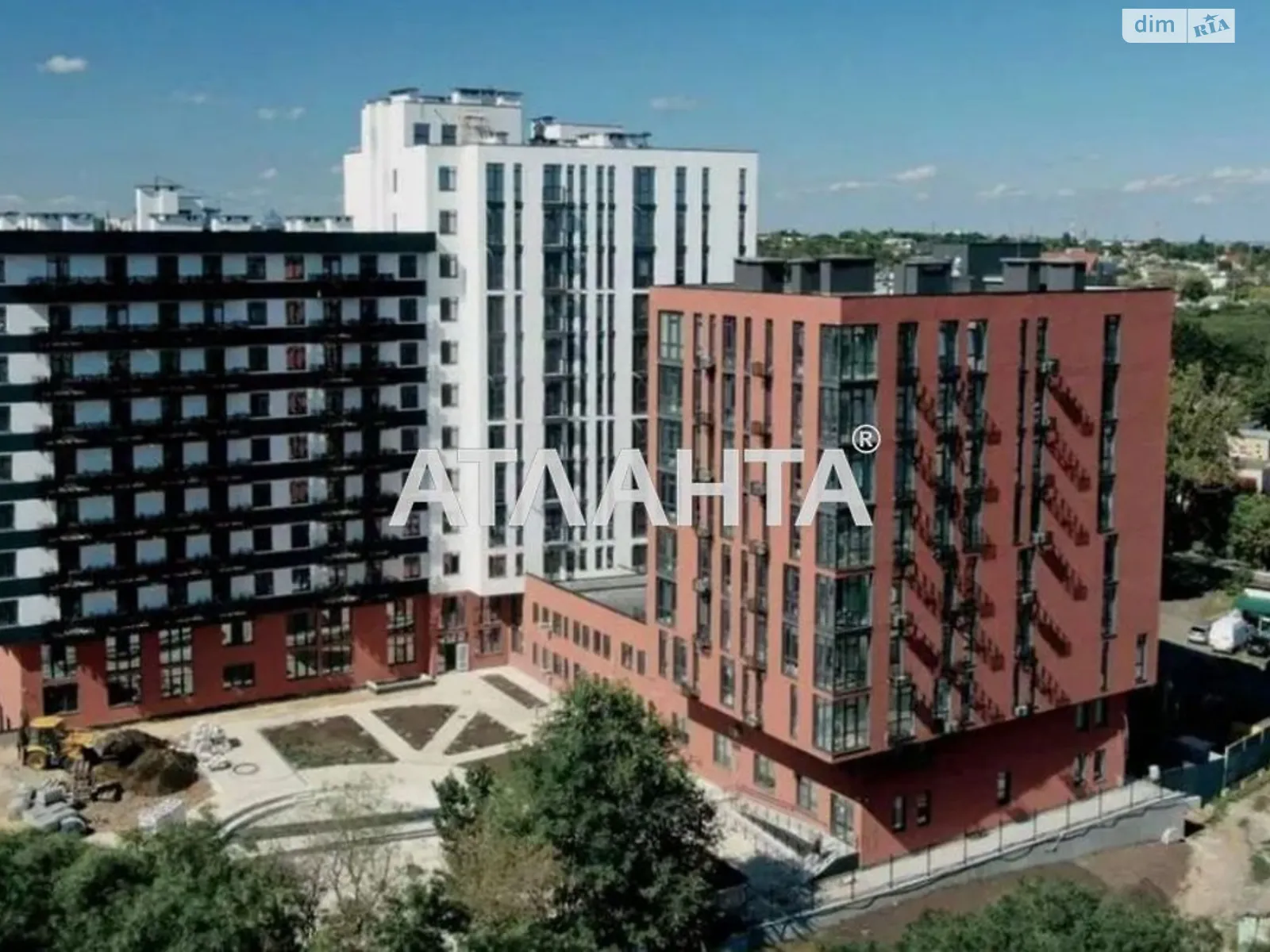 Продается 1-комнатная квартира 43 кв. м в Одессе, ул. Радостная - фото 1