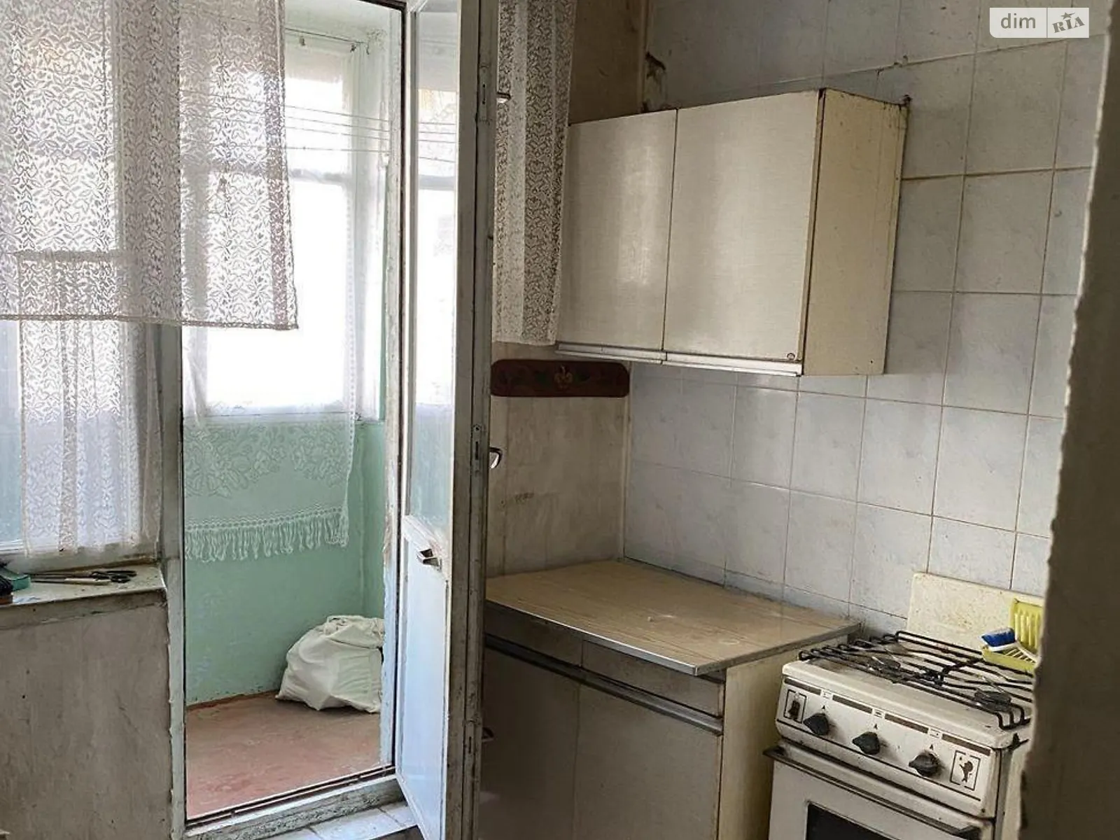Продается 1-комнатная квартира 38 кв. м в Харькове, просп. Гагарина, 174 - фото 1
