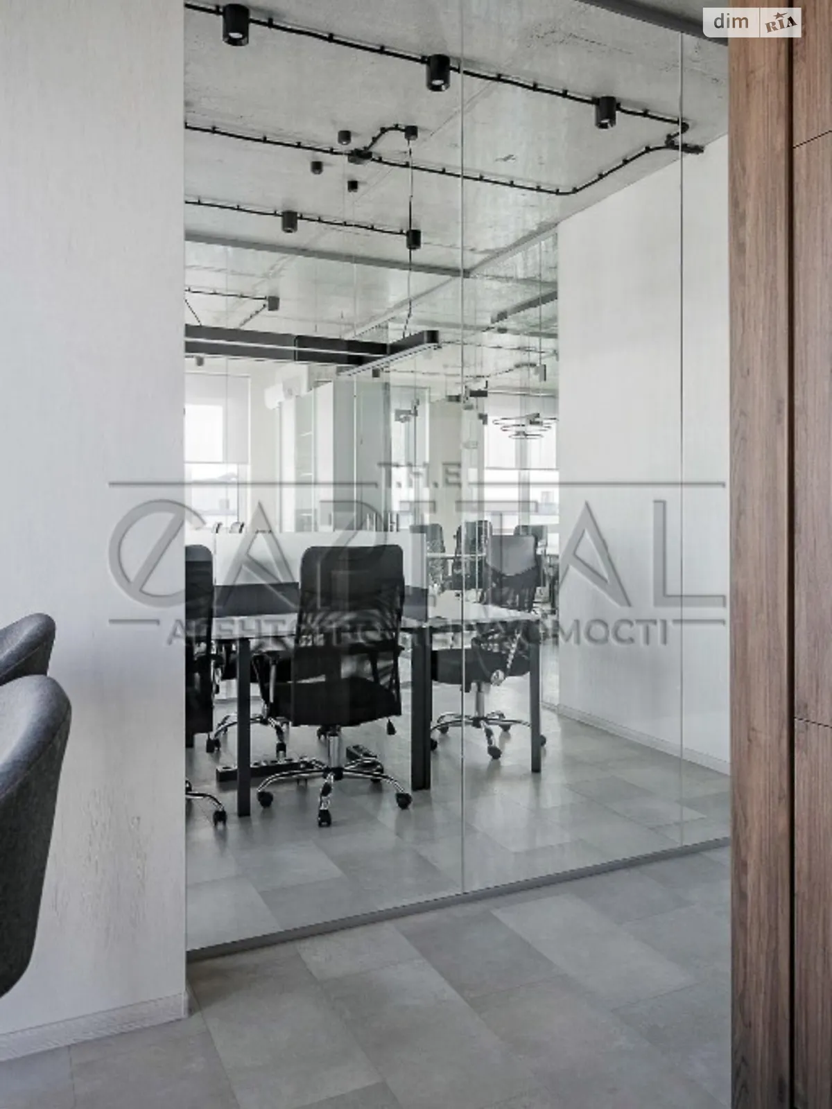 Продается офис 105 кв. м в бизнес-центре - фото 3