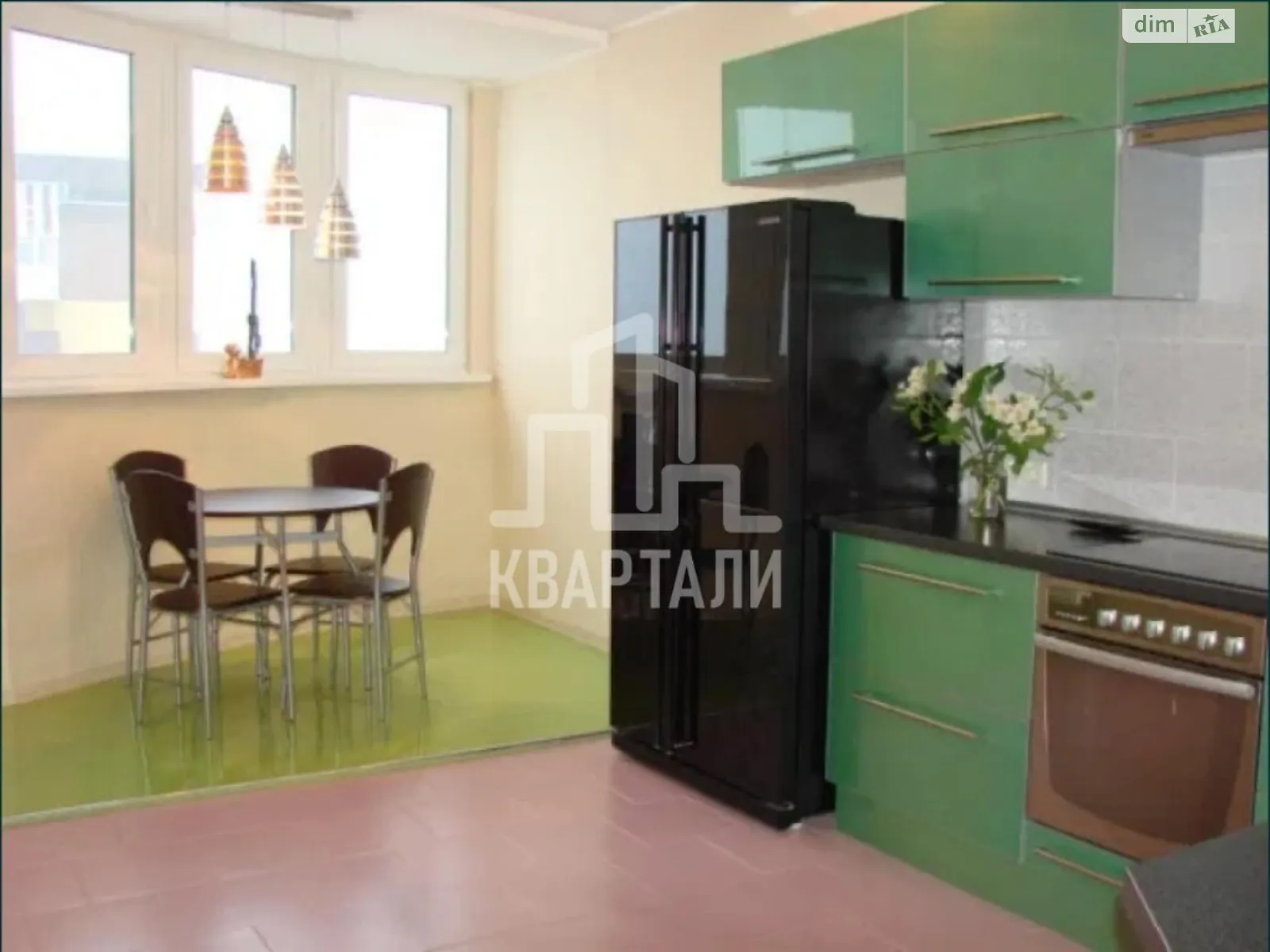 Продается 2-комнатная квартира 64 кв. м в Киеве, просп. Науки, 69