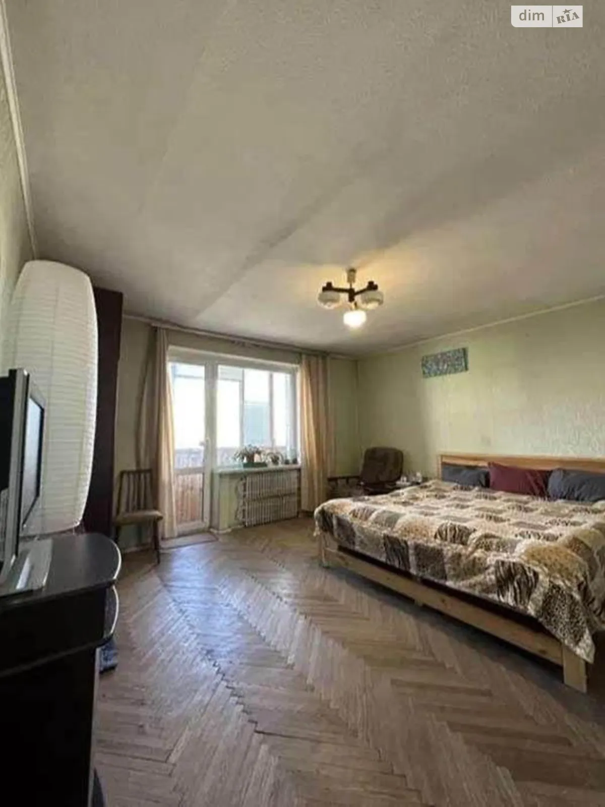 Продается 4-комнатная квартира 82 кв. м в Киеве, просп. Академика Глушкова, 30 - фото 1