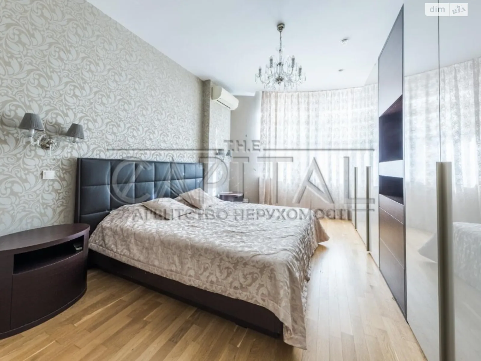 Продается 3-комнатная квартира 100 кв. м в Киеве, ул. Дмитриевская, 80 - фото 1