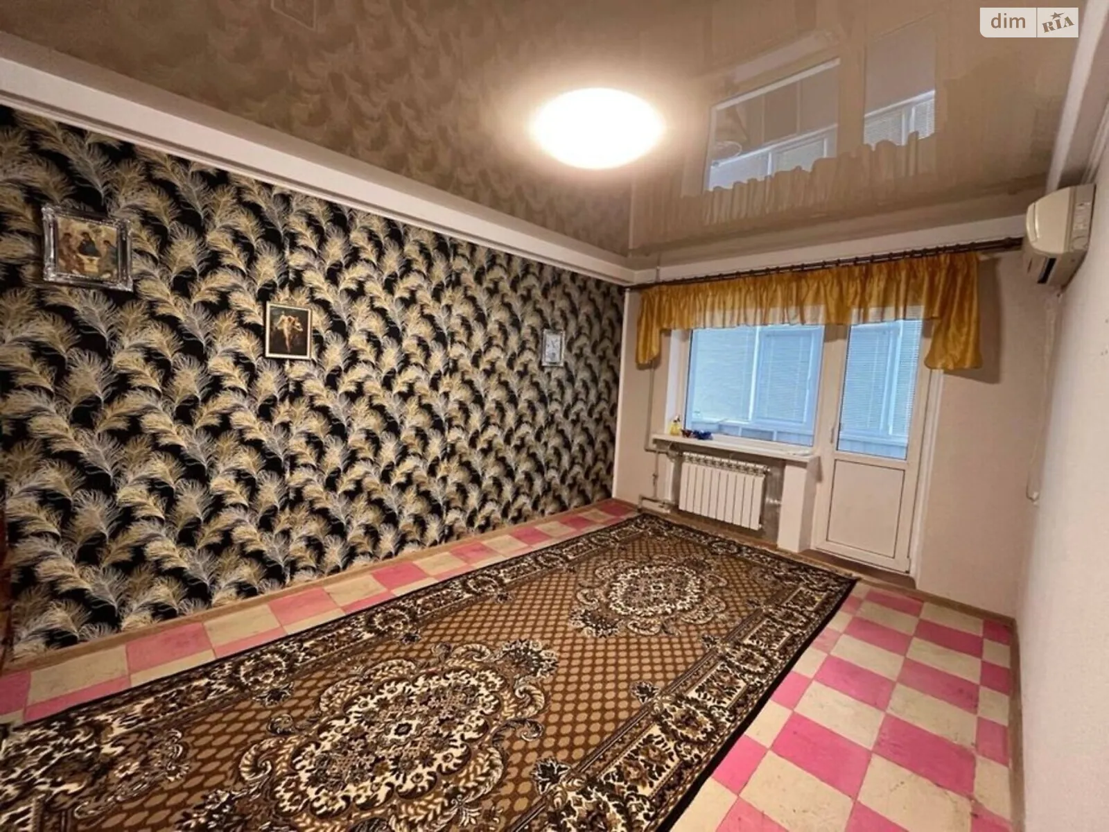 Продается 2-комнатная квартира 41 кв. м в Каменском, цена: 17000 $