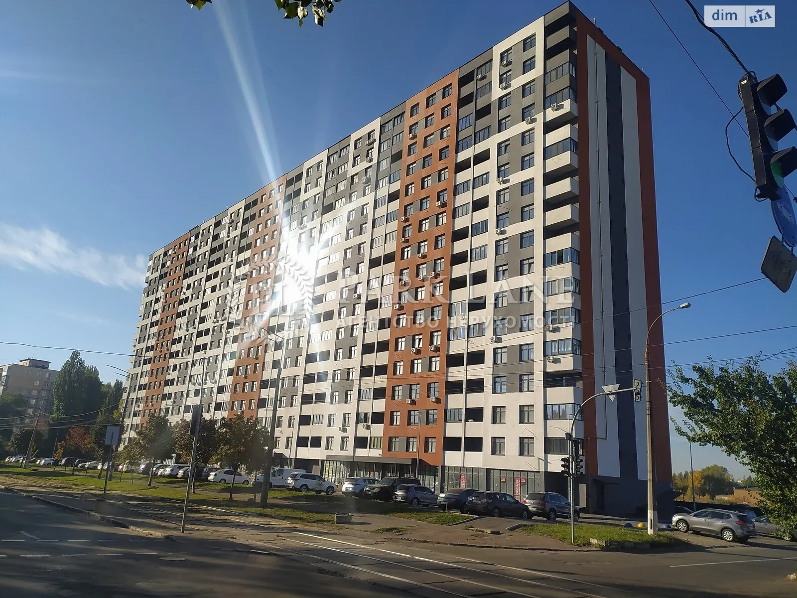 Продается 3-комнатная квартира 80 кв. м в Киеве, бул. Вацлава Гавела, 28 - фото 1