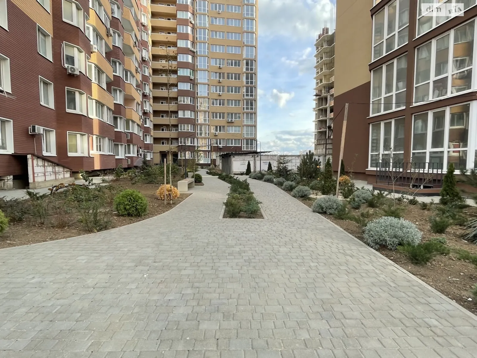 Продается 1-комнатная квартира 38.8 кв. м в Одессе - фото 1