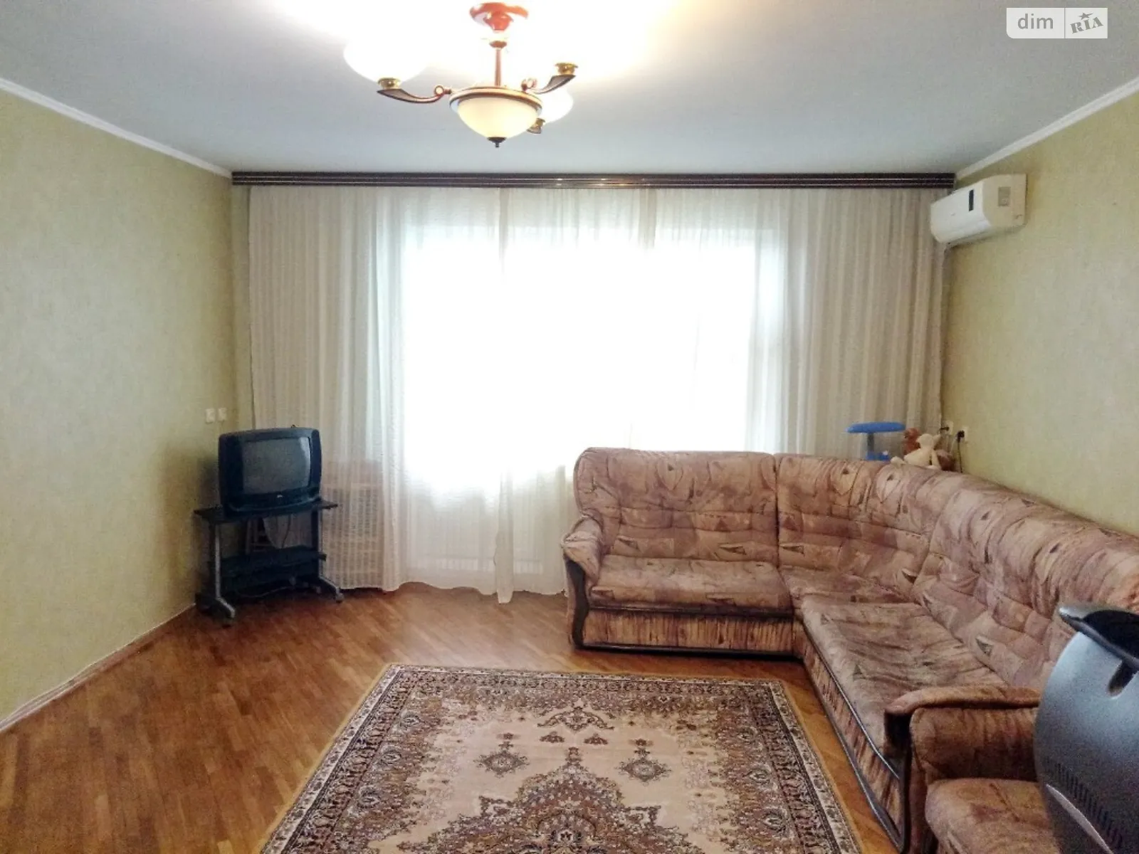 Продається 2-кімнатна квартира 116 кв. м у Одесі, вул. Академіка Корольова