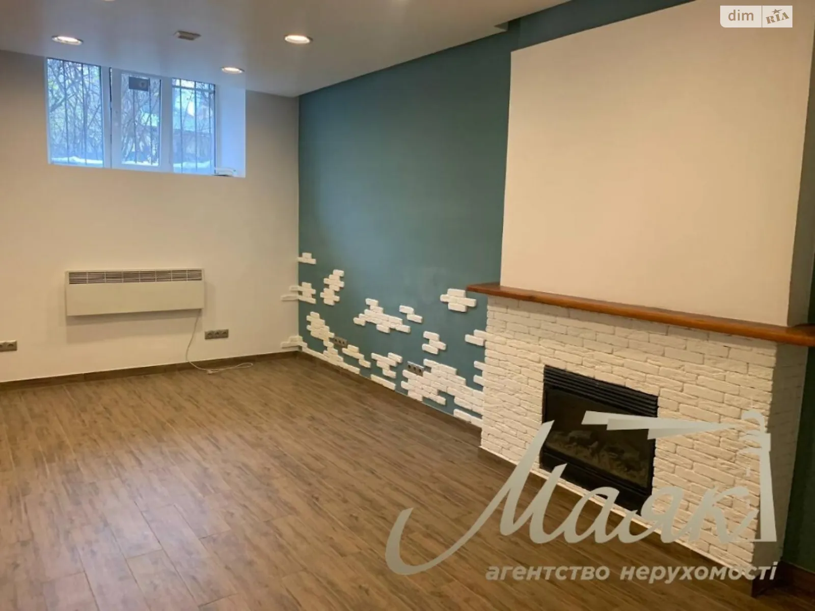 Продается офис 40 кв. м в бизнес-центре, цена: 43000 $ - фото 1