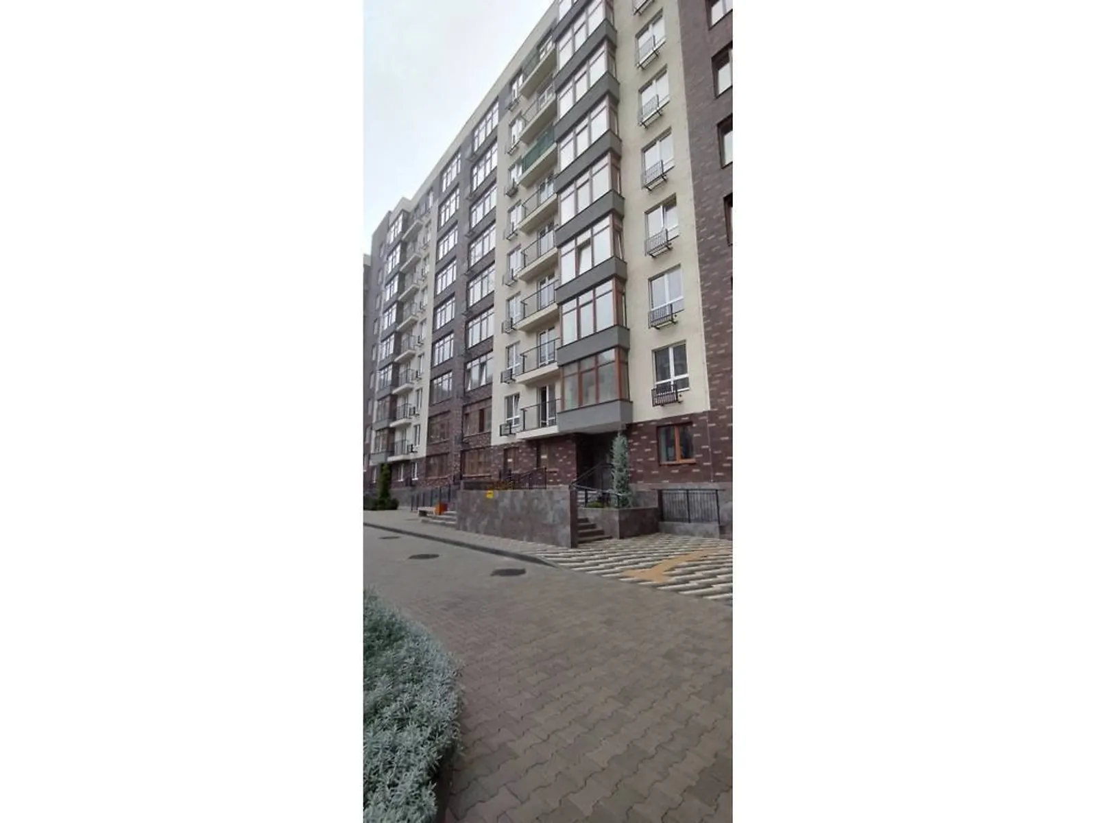 Продается 1-комнатная квартира 64.6 кв. м в Одессе, ул. Чехова - фото 1