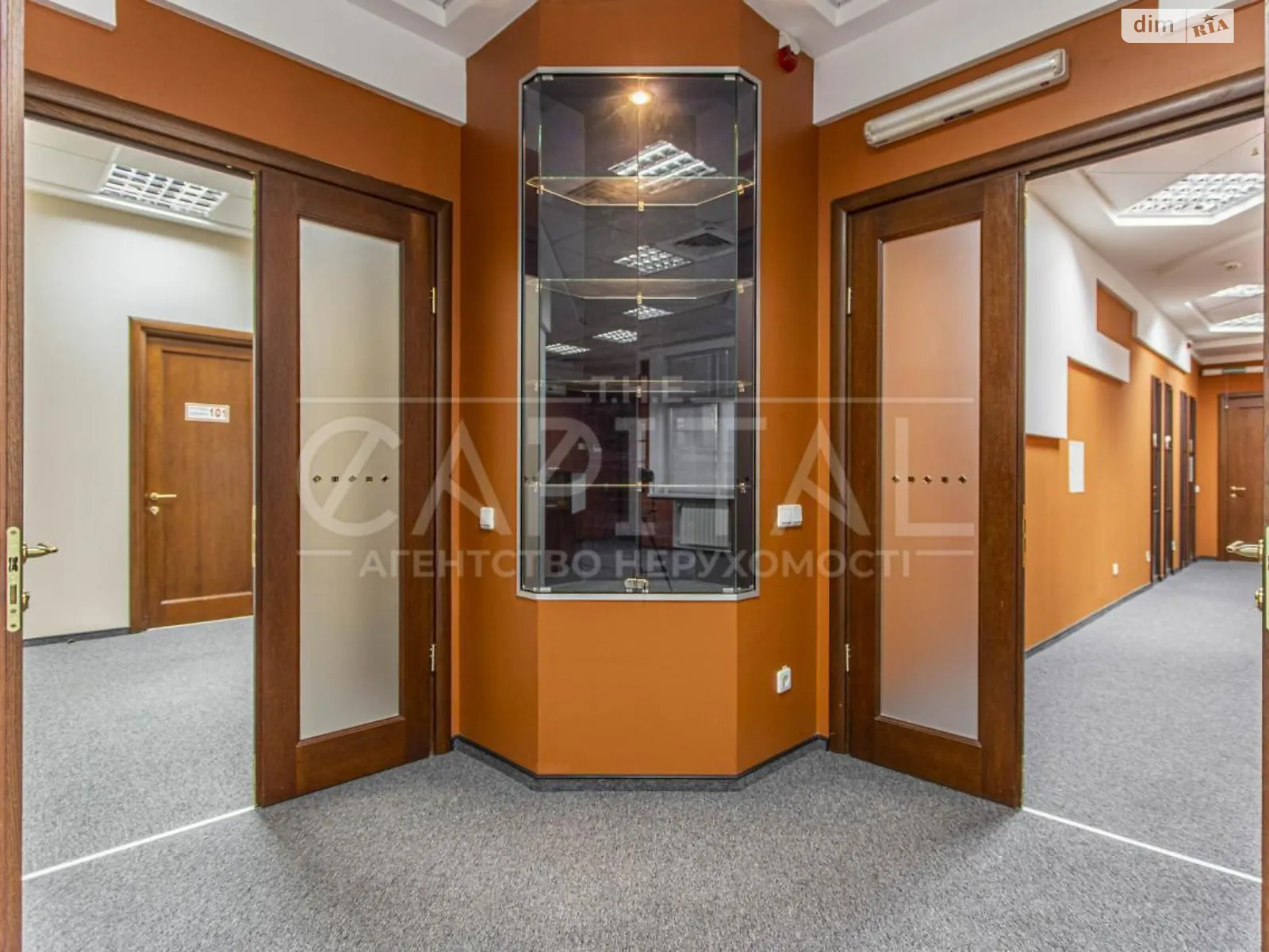 Продается офис 470 кв. м в бизнес-центре - фото 3