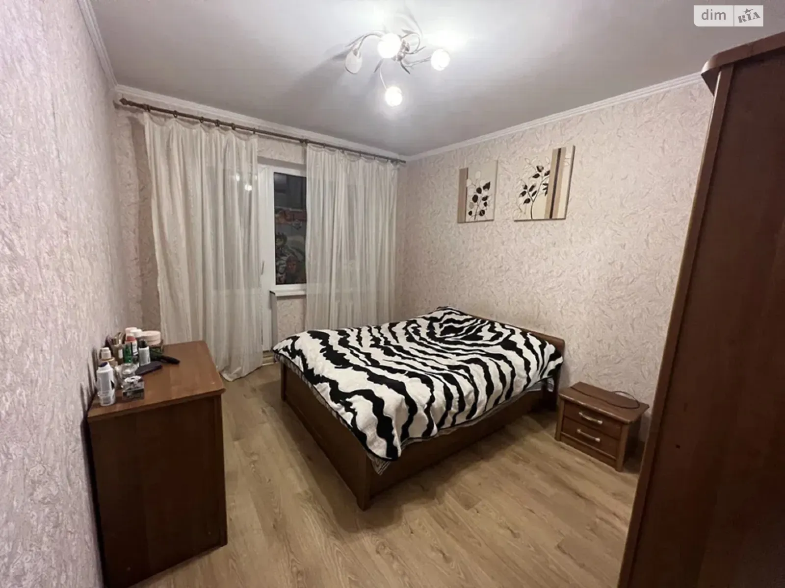Продается 3-комнатная квартира 62 кв. м в Одессе, просп. Академика Глушко, 5Б - фото 1
