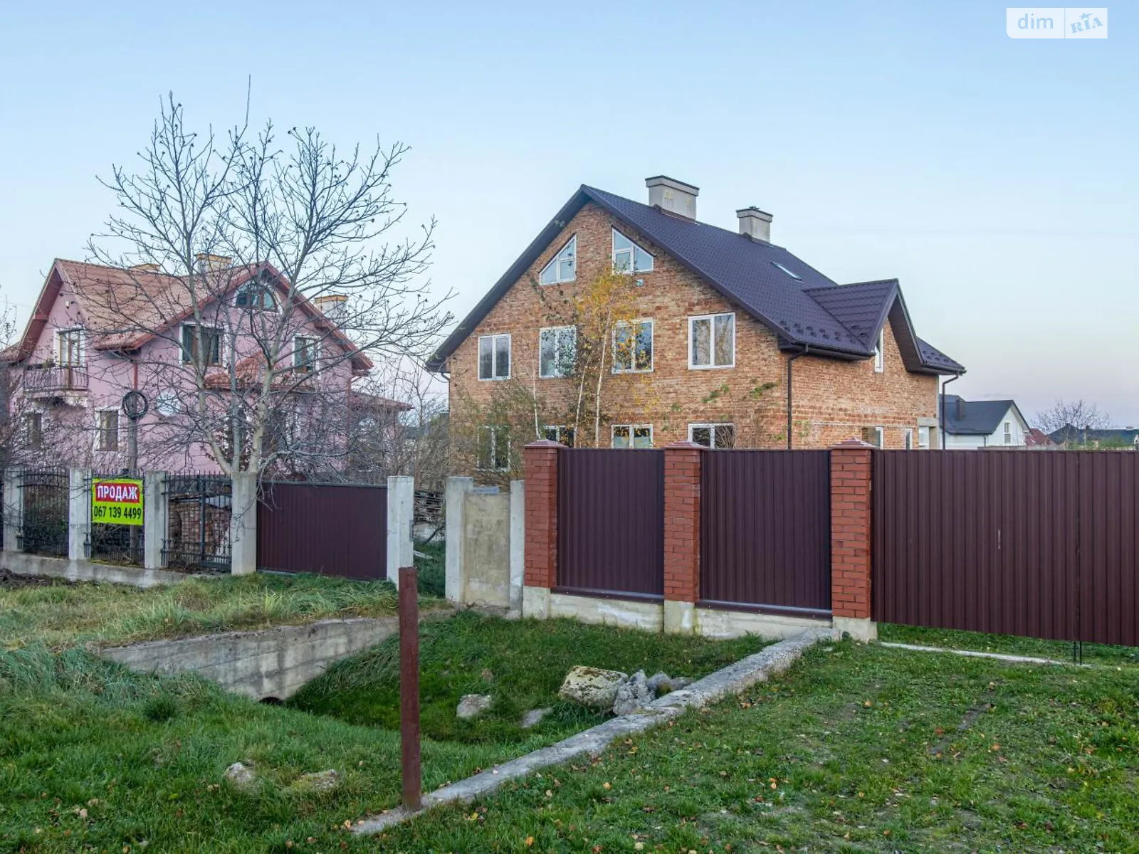 Продається будинок 2 поверховий 225 кв. м з каміном, Максимишина, 23 - фото 1