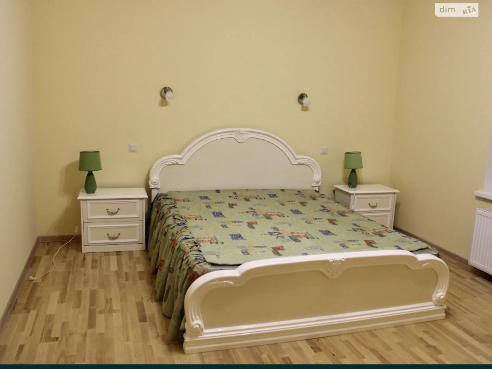 Продается 3-комнатная квартира 90 кв. м в Ужгороде, цена: 135000 $