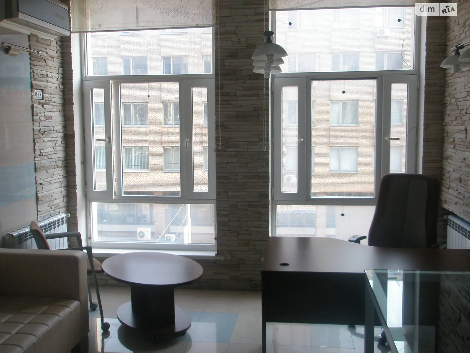 Продається офіс 57 кв. м в бізнес-центрі, цена: 104900 $ - фото 1