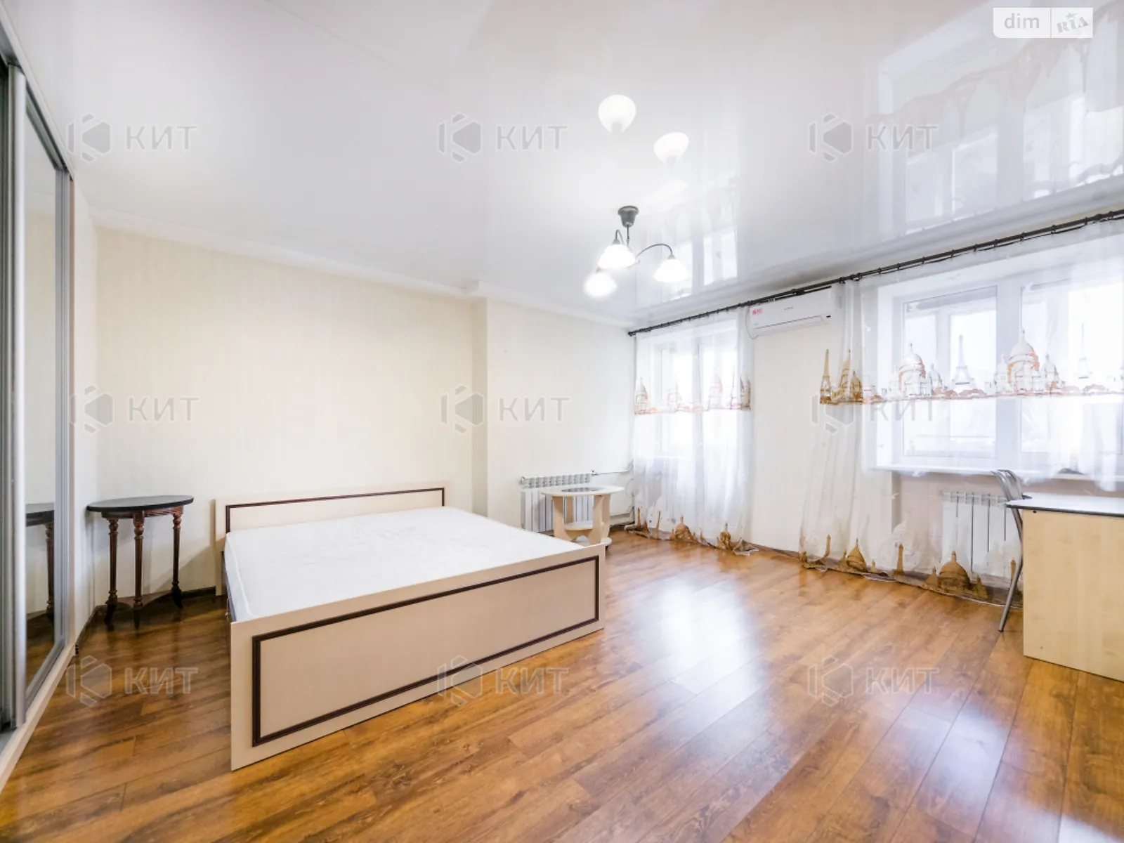Продается 1-комнатная квартира 35 кв. м в Харькове, ул. Георгия Тарасенко(Плехановская), 57