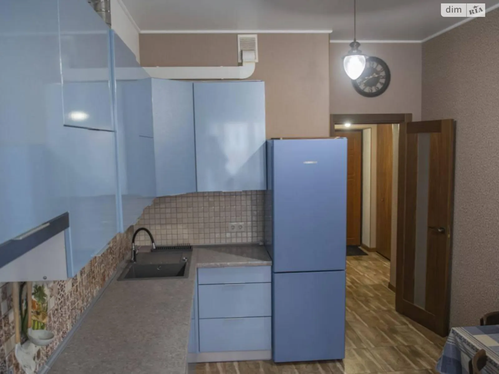 Продається 1-кімнатна квартира 52 кв. м у Чорноморську - фото 2