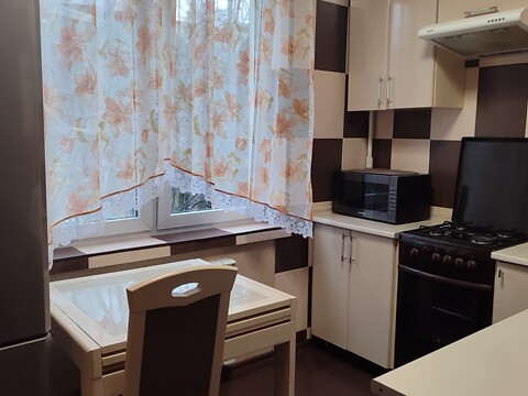 Сдается в аренду 1-комнатная квартира 35 кв. м в Харькове