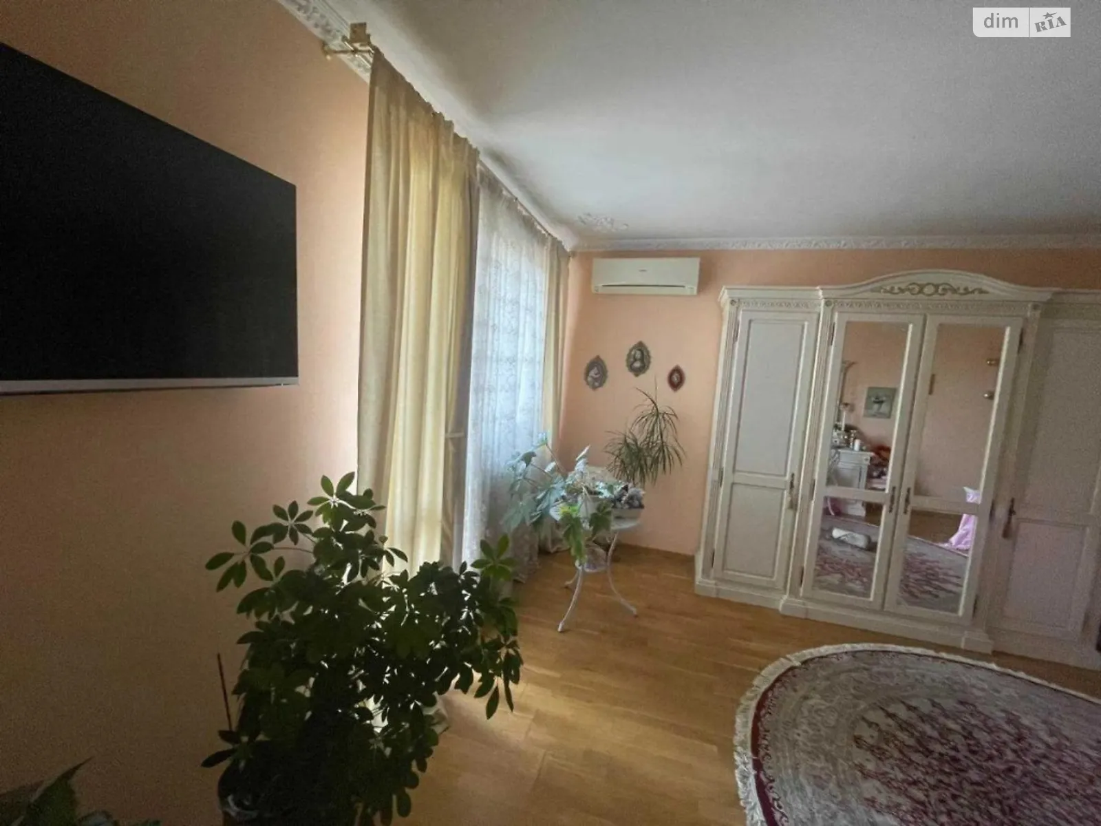 Продается 4-комнатная квартира 140 кв. м в Львове - фото 2