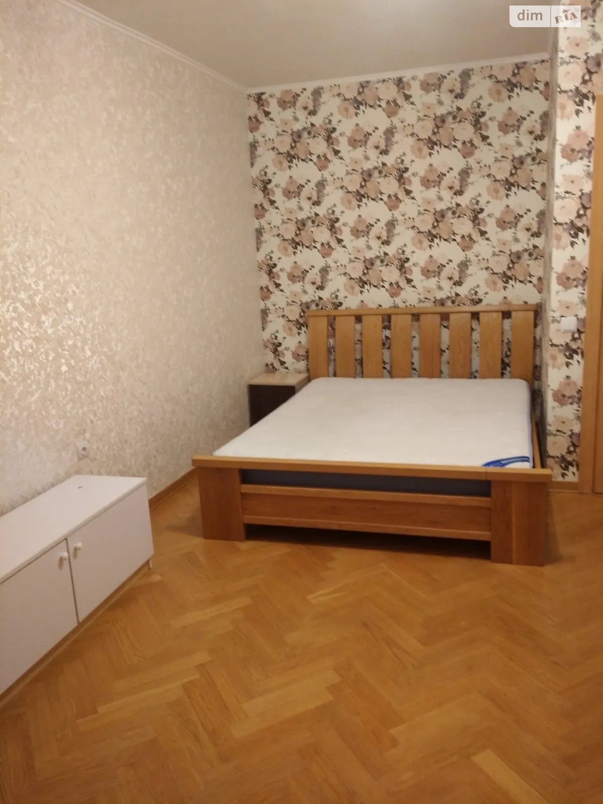 Здається в оренду 3-кімнатна квартира 97 кв. м у Києві, вул. Олевська, 7 - фото 1